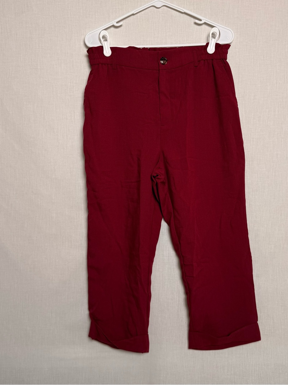 NWT Halara Paperbag Waist Cropped Pants Medium Red Pull-On